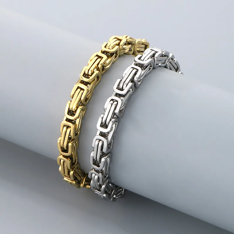 Edelstahl-Armband mit persönlicher Gravur